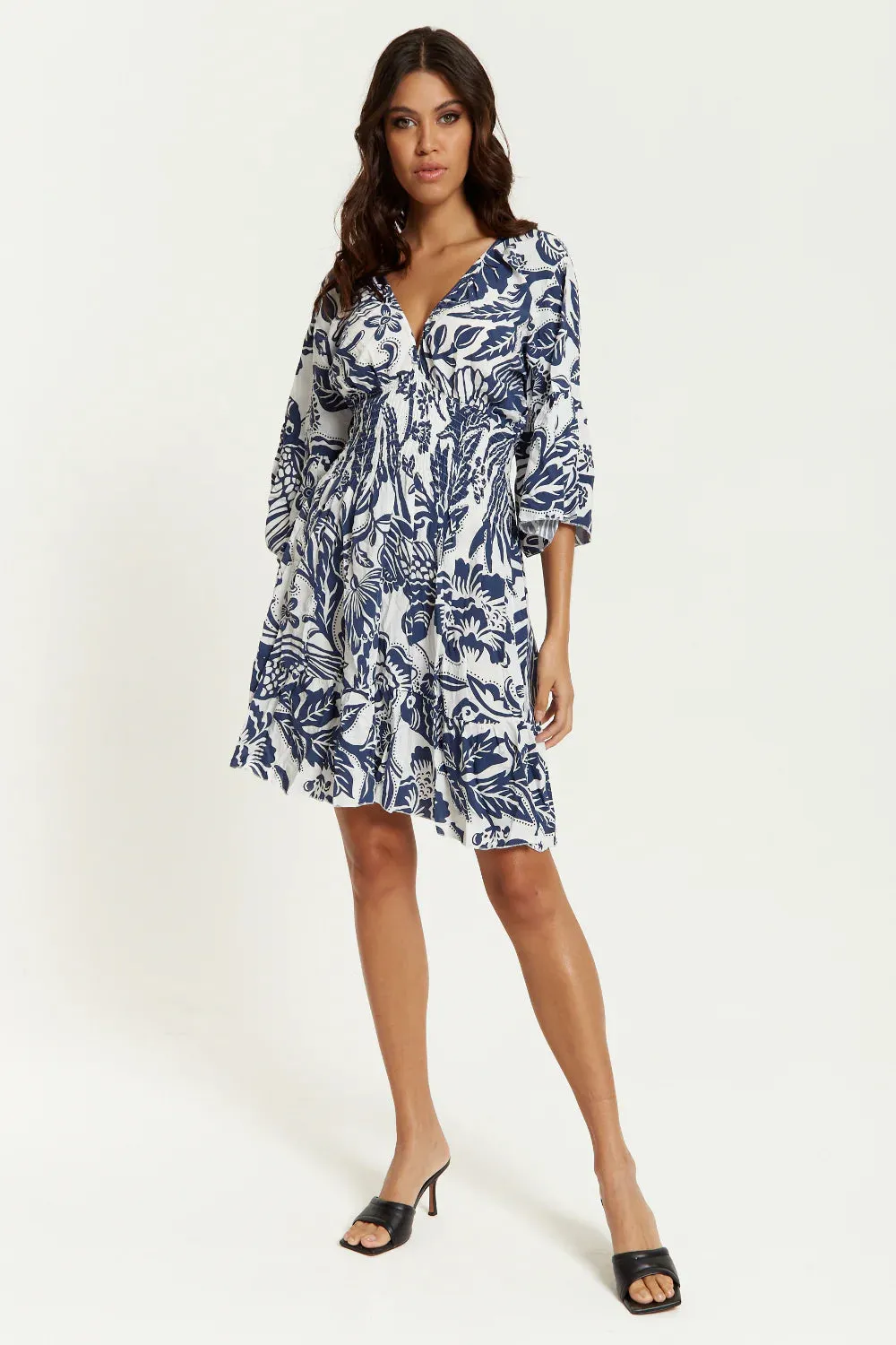 Hoxton Gal Oversized V Neck Detailed Floral Print Mini Dress