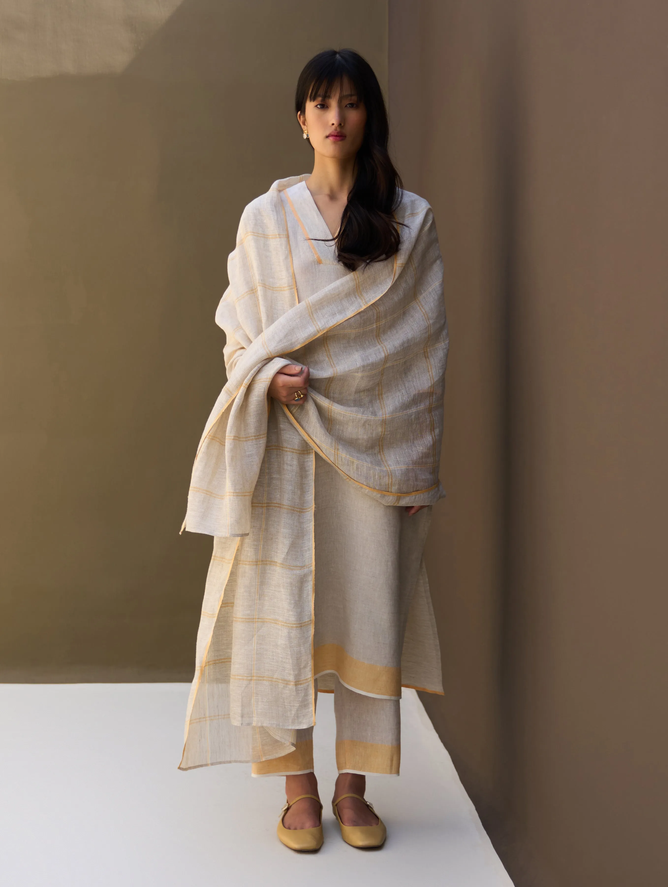 June Border Linen Kurta Set - Natural