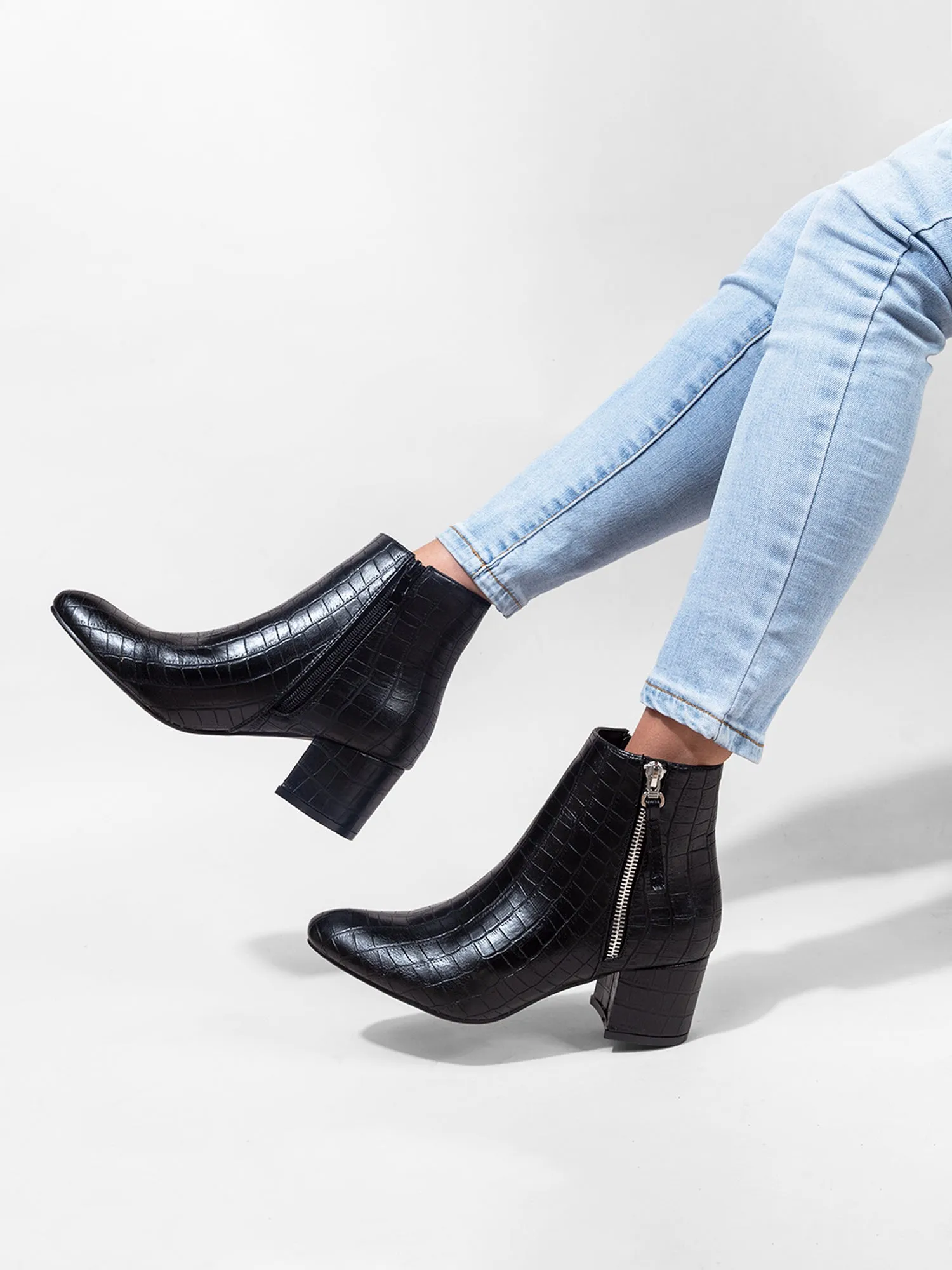 Pointed Toe Zip Ankle Boots