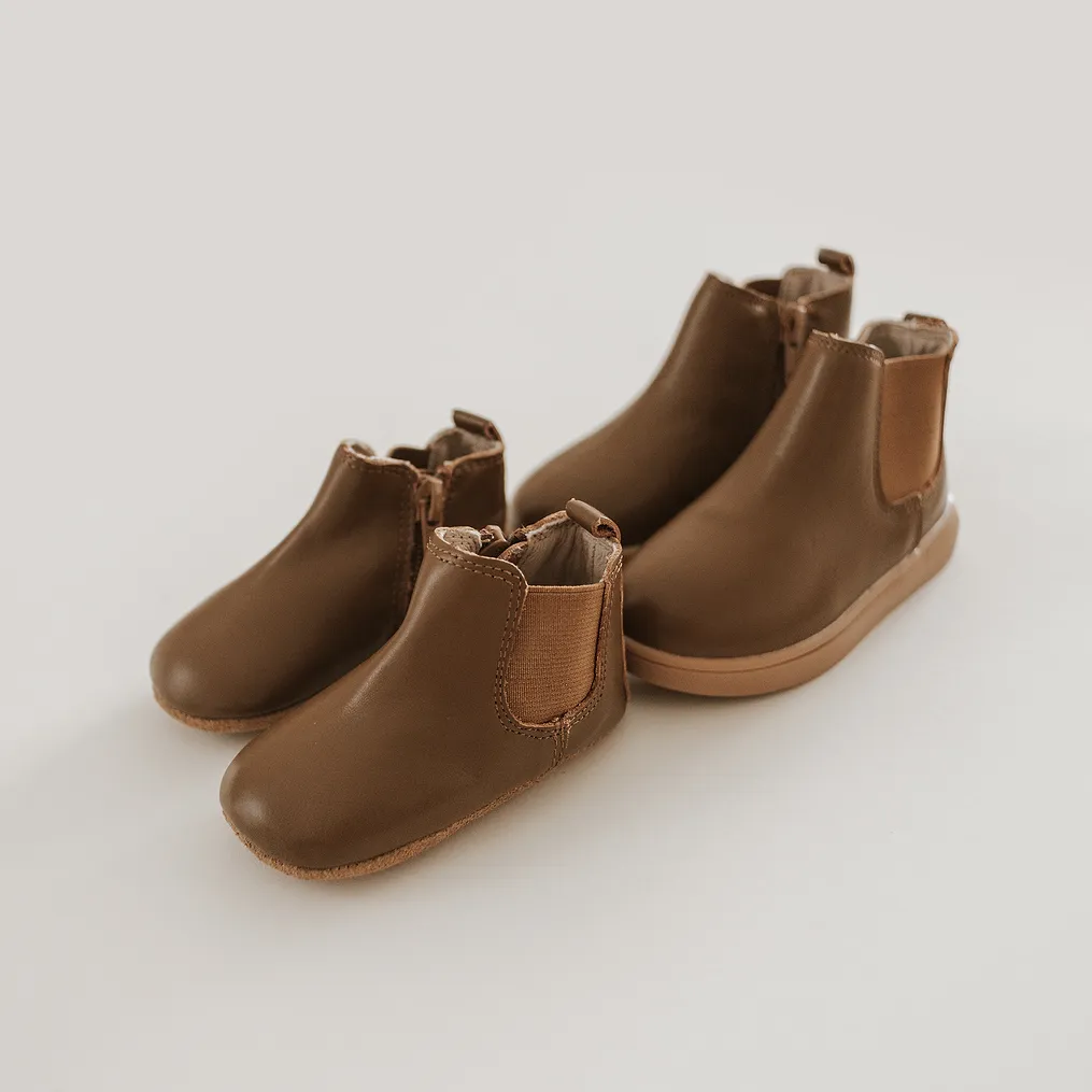 Soft Sole Chelsea Boot Espresso